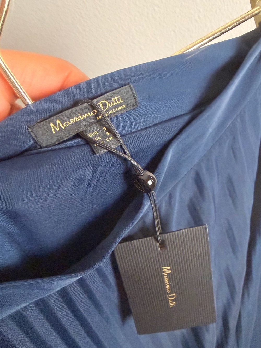 NWT Massimo Dutti Navy Blue Pleated Maxi Skirt Size S - Picture 3 of 5